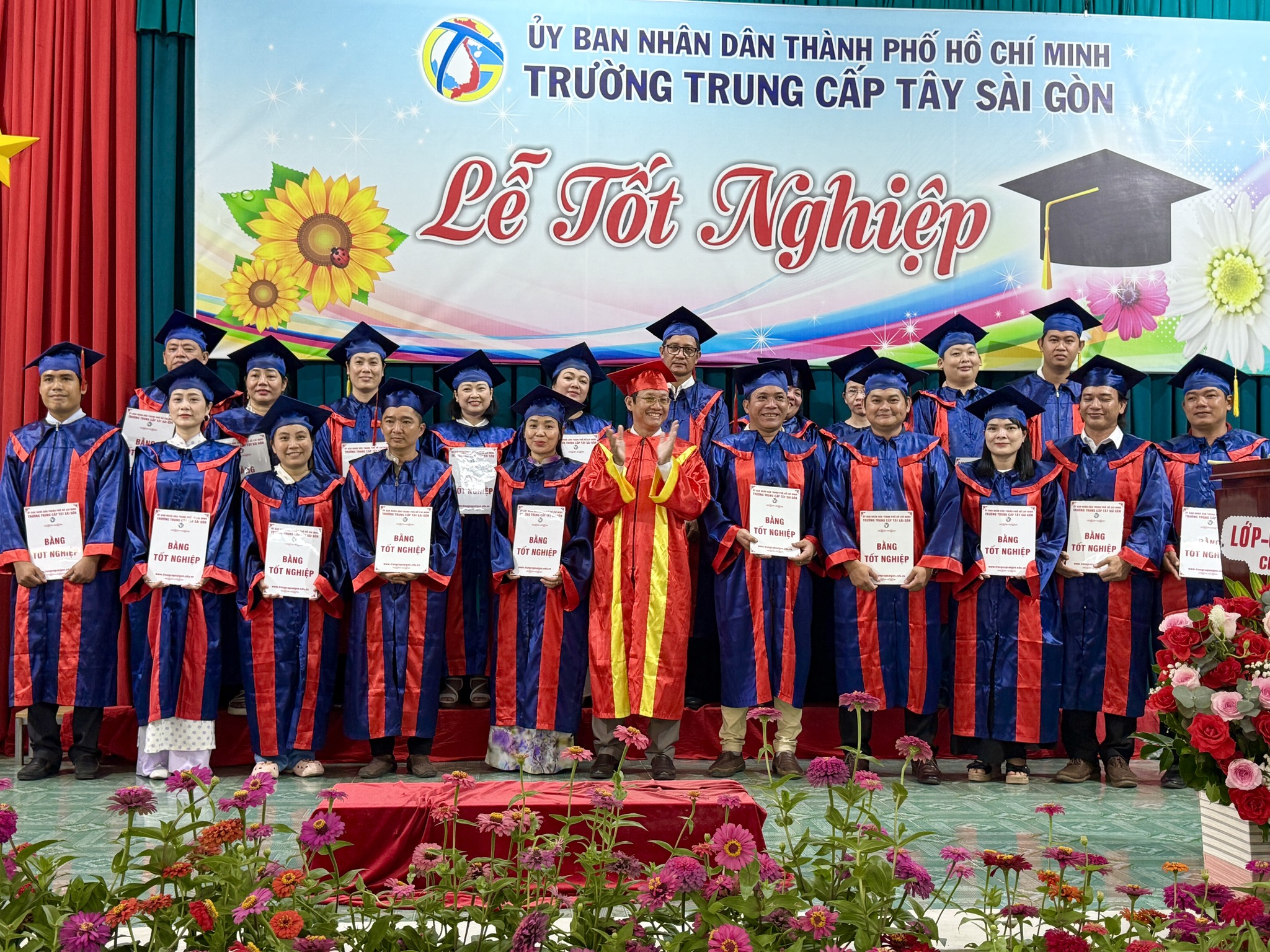 A vocational school building surrounded by palm trees and students walking